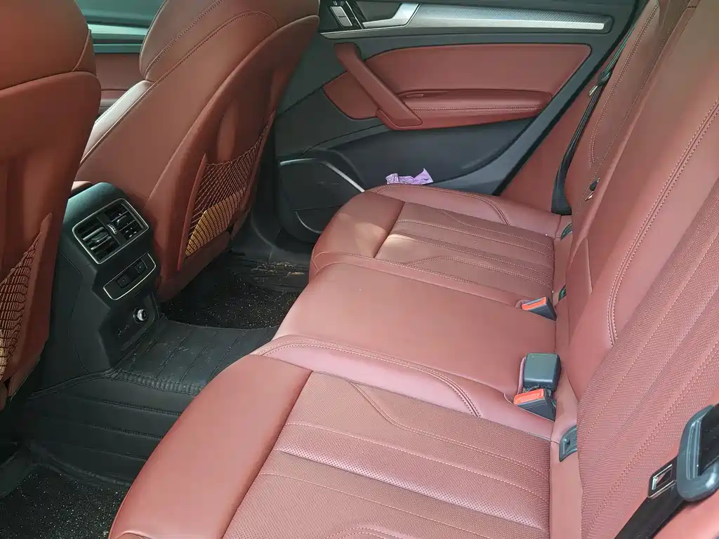 Audi Q5L 2025 40 TFSI luxury and dynamic model купить на сайте DeffCars