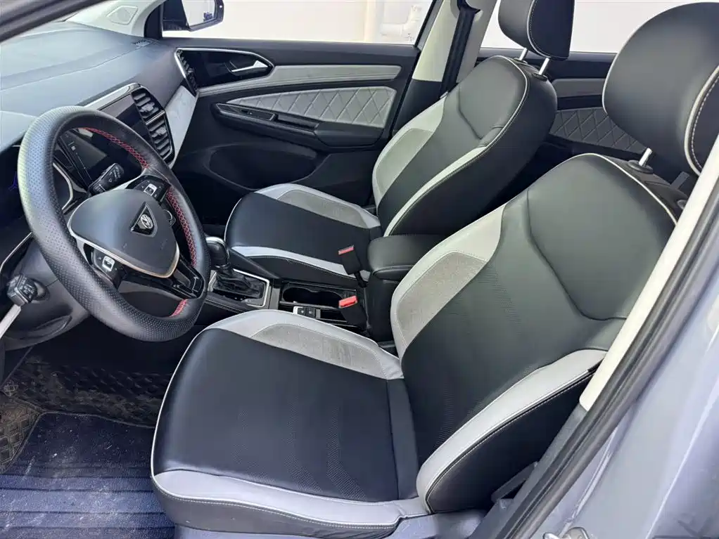 Jetta VS7 2022 280TSI automatic high-gloss enjoyment version купить на сайте DeffCars