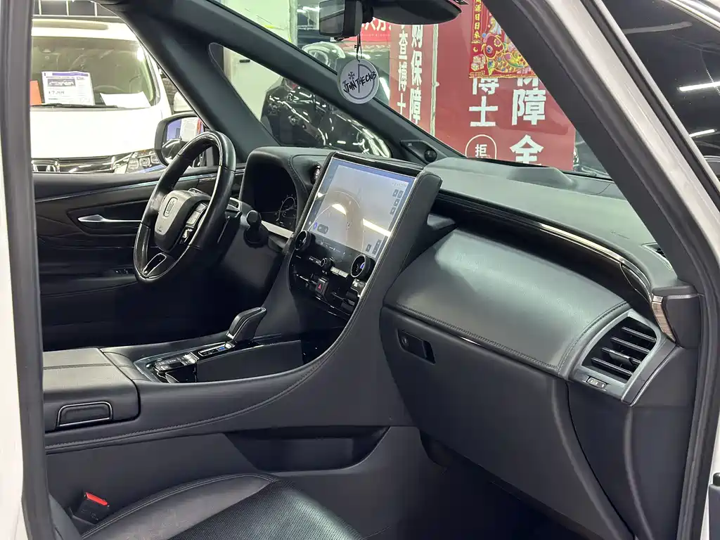 Wilfa 2024 Crown Dual Engine 2.5L Supreme Executive Edition купить на сайте DeffCars
