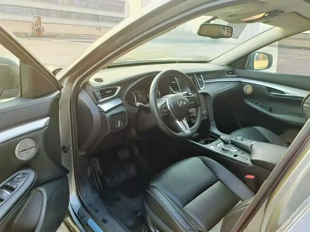 Infiniti QX50 2018 2.0T two-wheel drive fashion version купить на сайте DeffCars