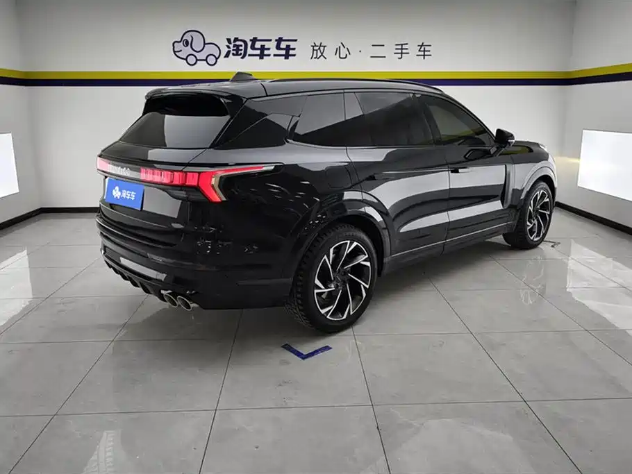 Lynk & Co 09 2021 2.0T Halo six-seater купить на сайте DeffCars