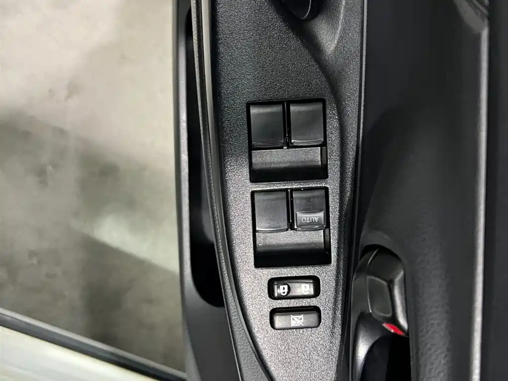 YARiS L Zhixuan 2022 model Zhixuan X 1.5L CVT leading PLUS version купить на сайте DeffCars