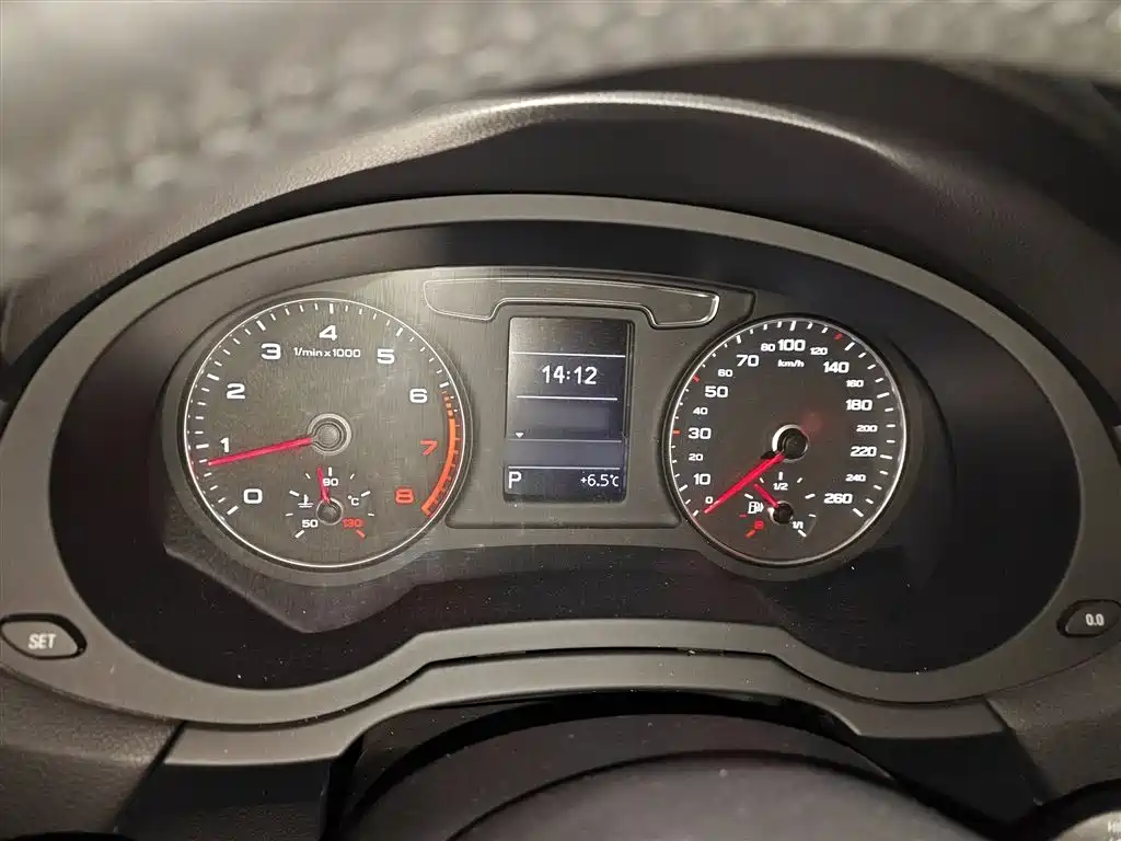 Audi Q3 2018 30th Anniversary Model 30 TFSI Fashion Model купить на сайте DeffCars