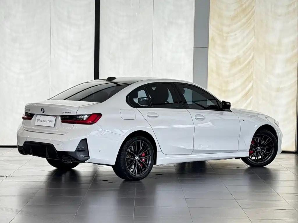 BMW 3 Series 2024 325i M Sports Night Package купить на сайте DeffCars