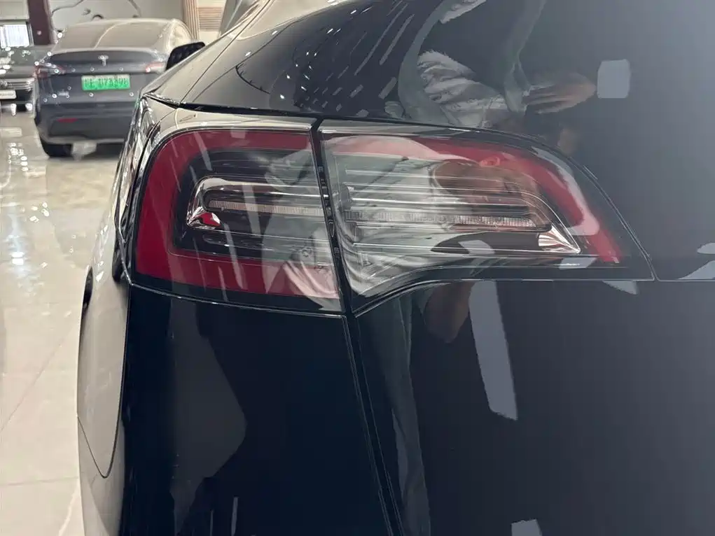 Model Y 2021 standard range rear-wheel drive version купить на сайте DeffCars