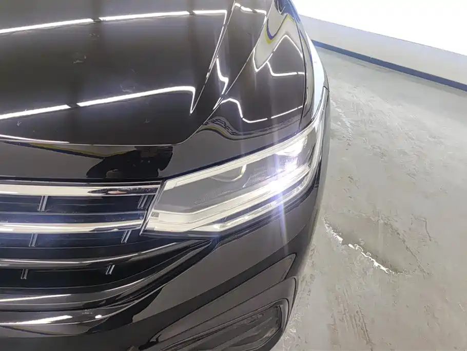 Tiguan L 2025 Outstanding Model 300TSI Automatic Two-wheel Drive Dragon Edition купить на сайте DeffCars