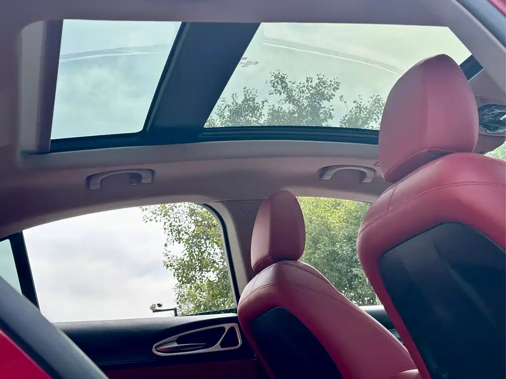 Stelvio 2017 2.0T 280HP Deluxe Edition купить на сайте DeffCars