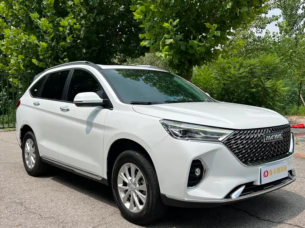 Haval M6 2021 Plus 1.5T Manual Deluxe Smart Coupler купить на сайте DeffCars