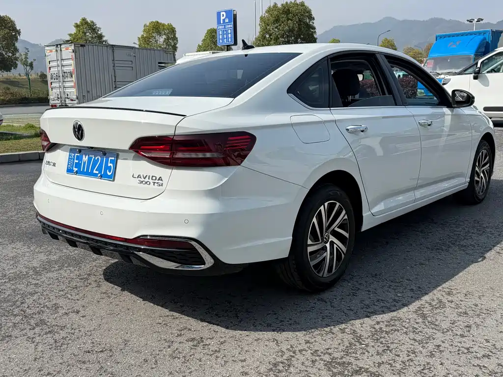 Lavida 2024 300TSI DSG Starry Sky Leading Edition купить на сайте DeffCars