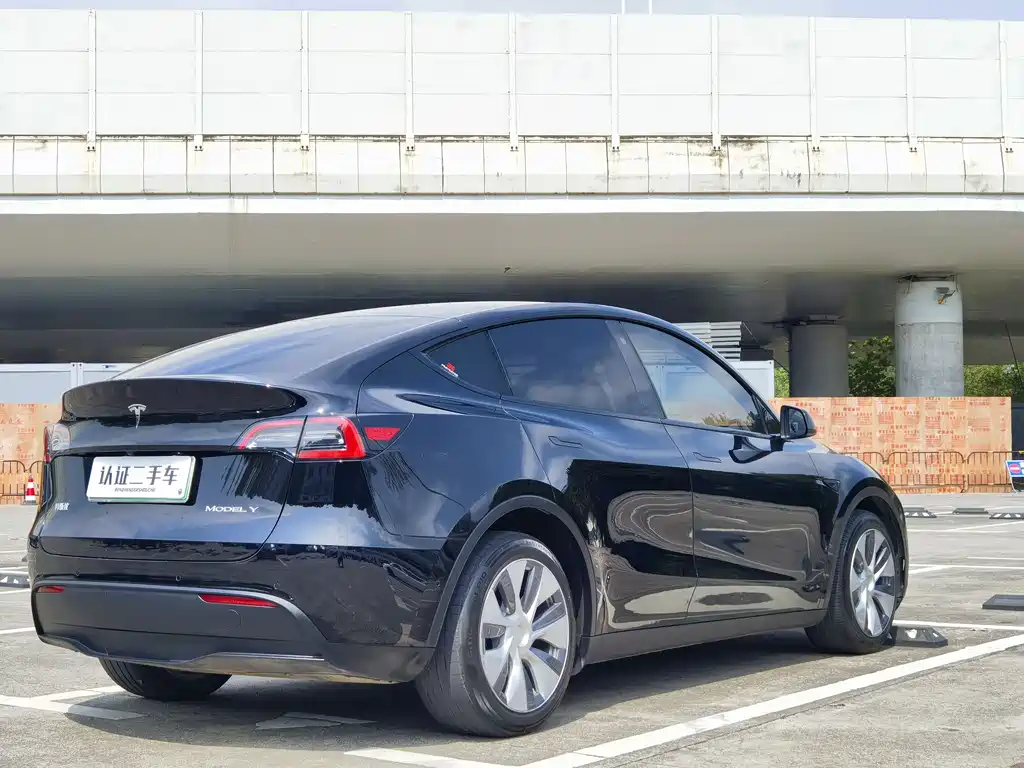 Model Y 2022 long-range all-wheel drive version купить на сайте DeffCars