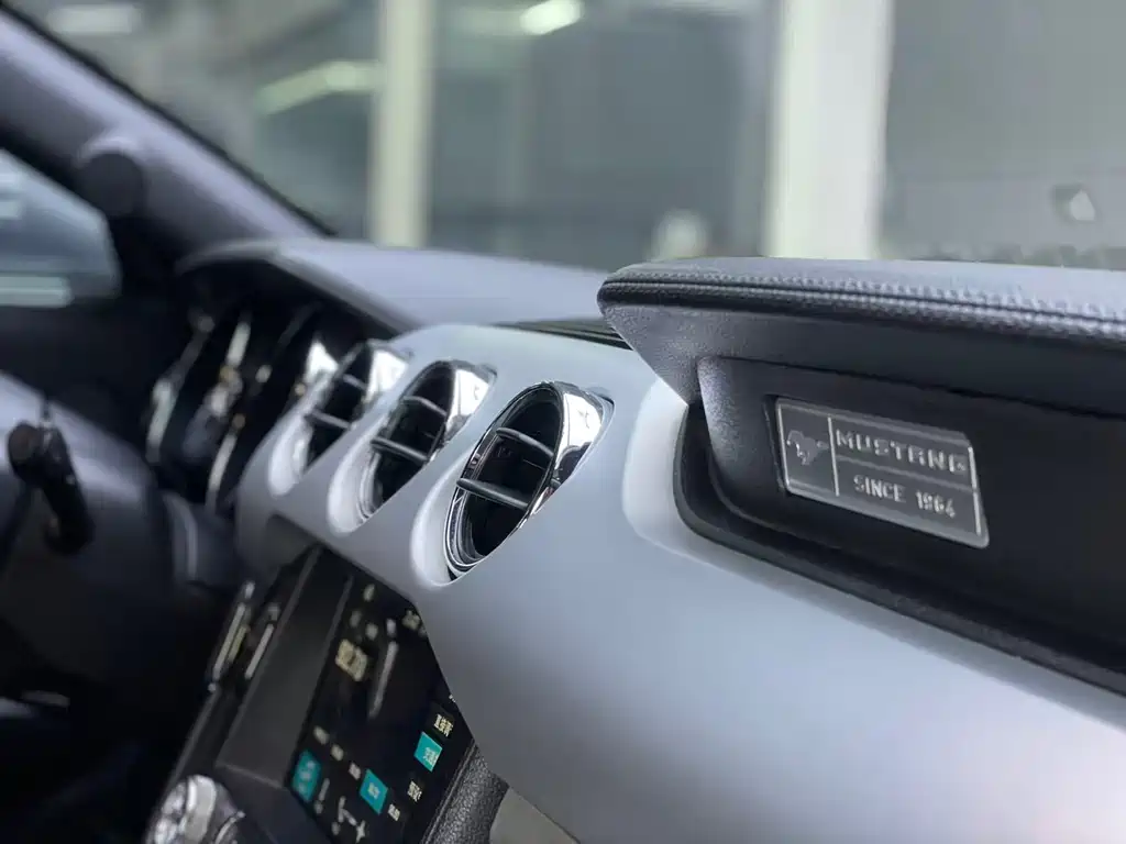 Mustang 2015 2.3T Performance Edition купить на сайте DeffCars
