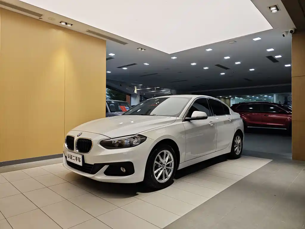BMW 1 Series 2018 118i Fashion Model купить на сайте DeffCars