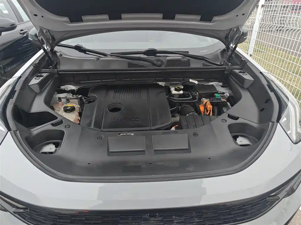 Lynk & Co 01 2023 1.5TD EM-F PM купить на сайте DeffCars