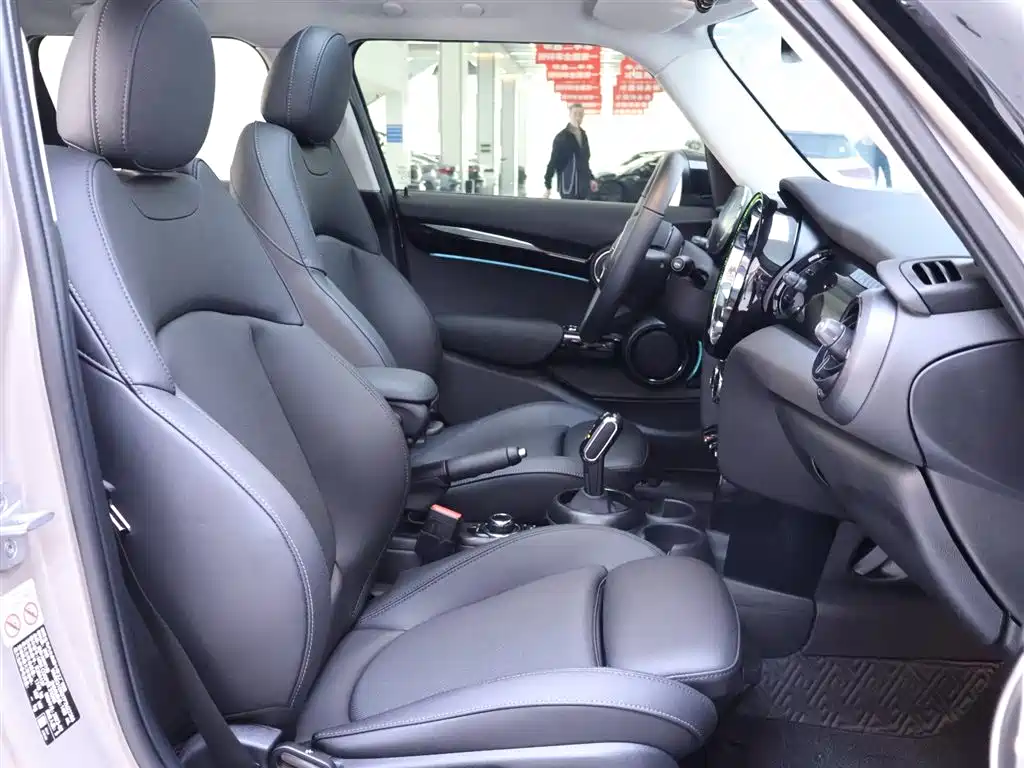 MINI 2023 1.5T COOPER Artist Five-Door Edition купить на сайте DeffCars