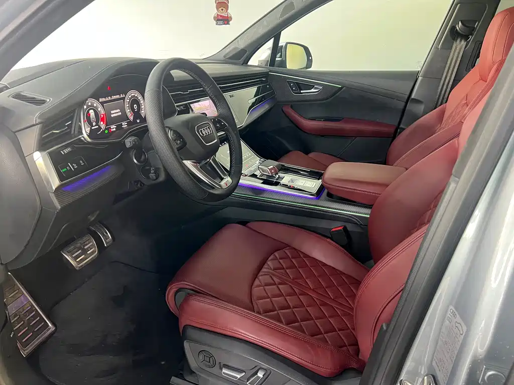 Audi SQ7 2024 4.0 TFSI купить на сайте DeffCars