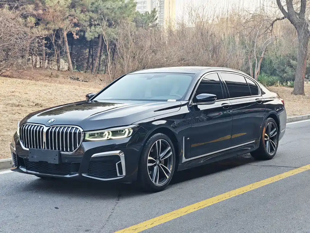 BMW 7 Series 2021 730Li M Sports Package купить на сайте DeffCars