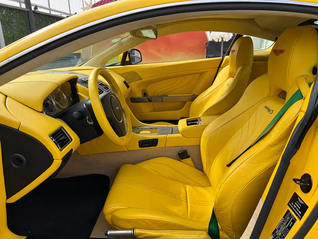 V8 Vantage 2012 4.7L S Coupe купить на сайте DeffCars