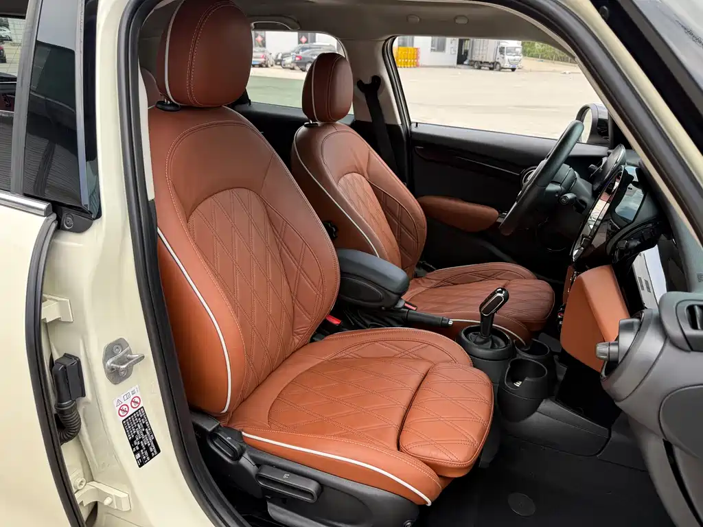 MINI 2022 1.5T COOPER Artist Five-Door Edition купить на сайте DeffCars