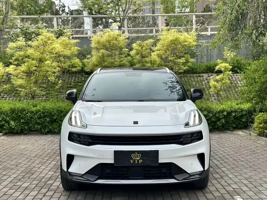 Lynk & Co 06 2020 1.5T Yao Halo купить на сайте DeffCars