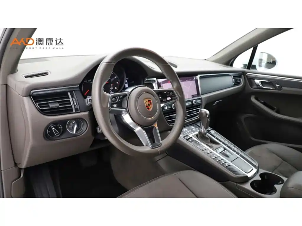 Macan2018 Macan 2.0T купить на сайте DeffCars