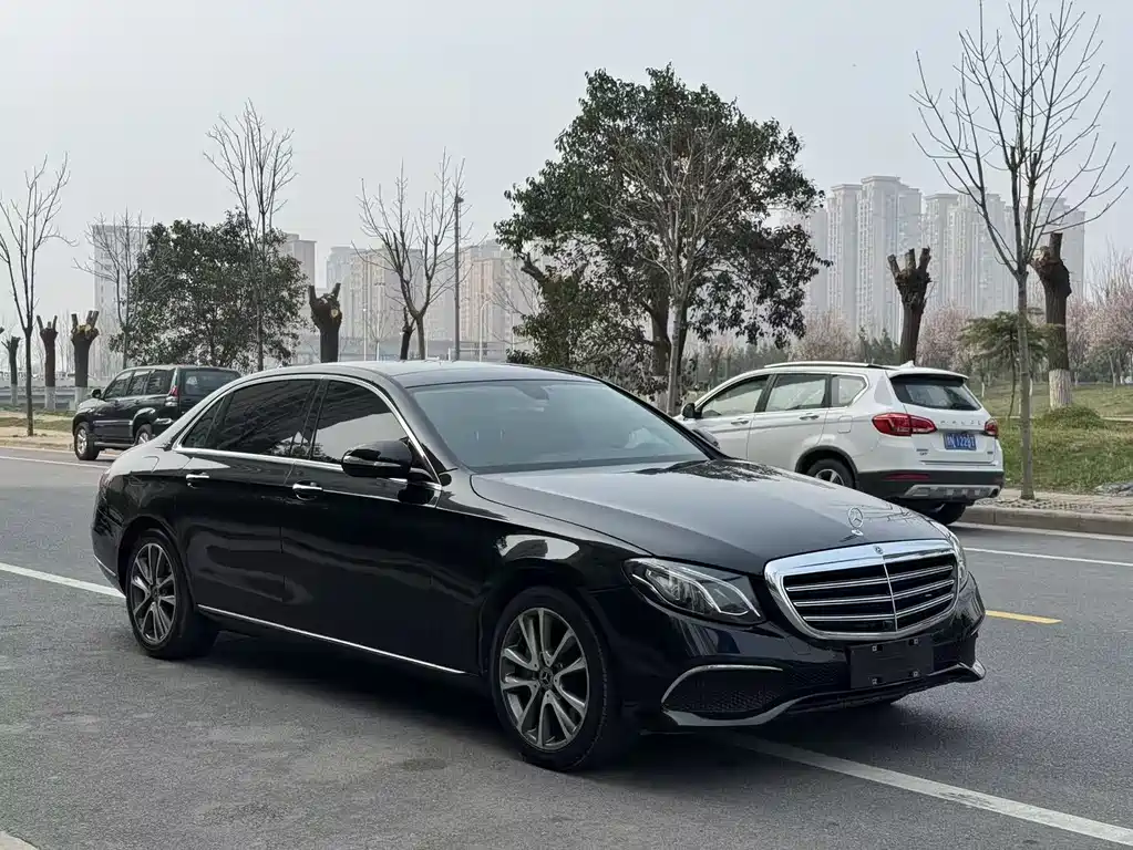 Mercedes-Benz E-Class 2018 E 300 L Luxury Model купить на сайте DeffCars