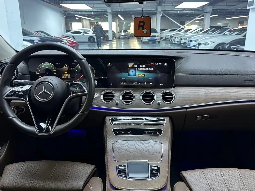 Mercedes-Benz E-Class 2021 facelift E 260 L sporty купить на сайте DeffCars