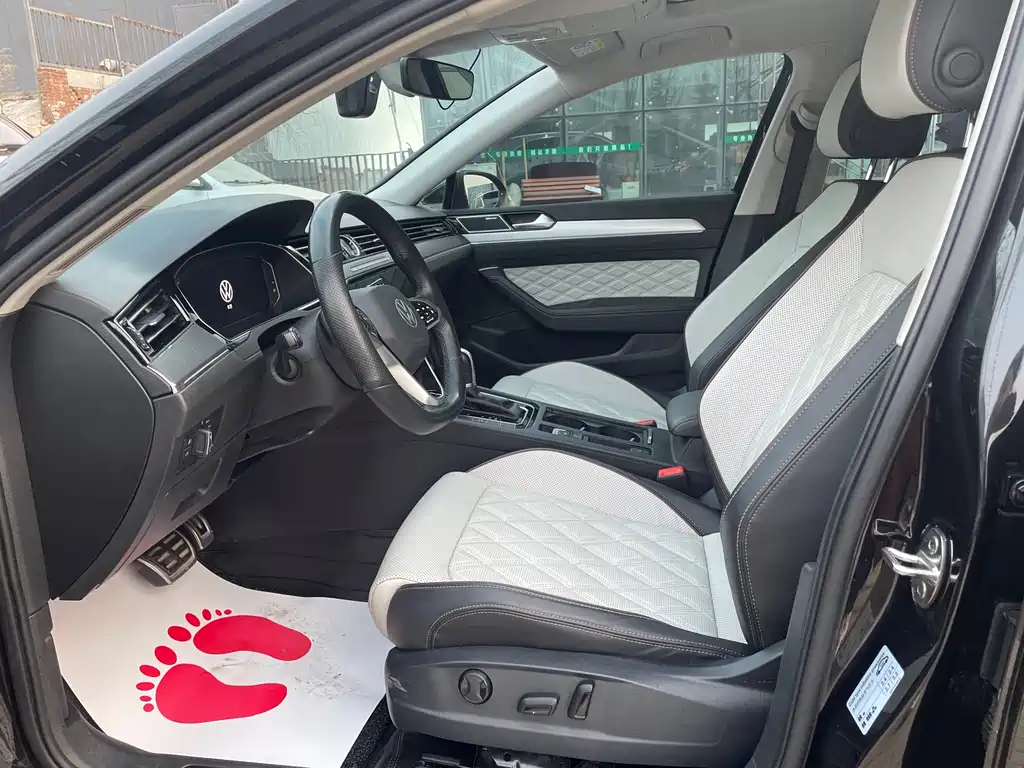 Magotan 2023 2 million commemorative edition 330TSI DSG luxury model купить на сайте DeffCars