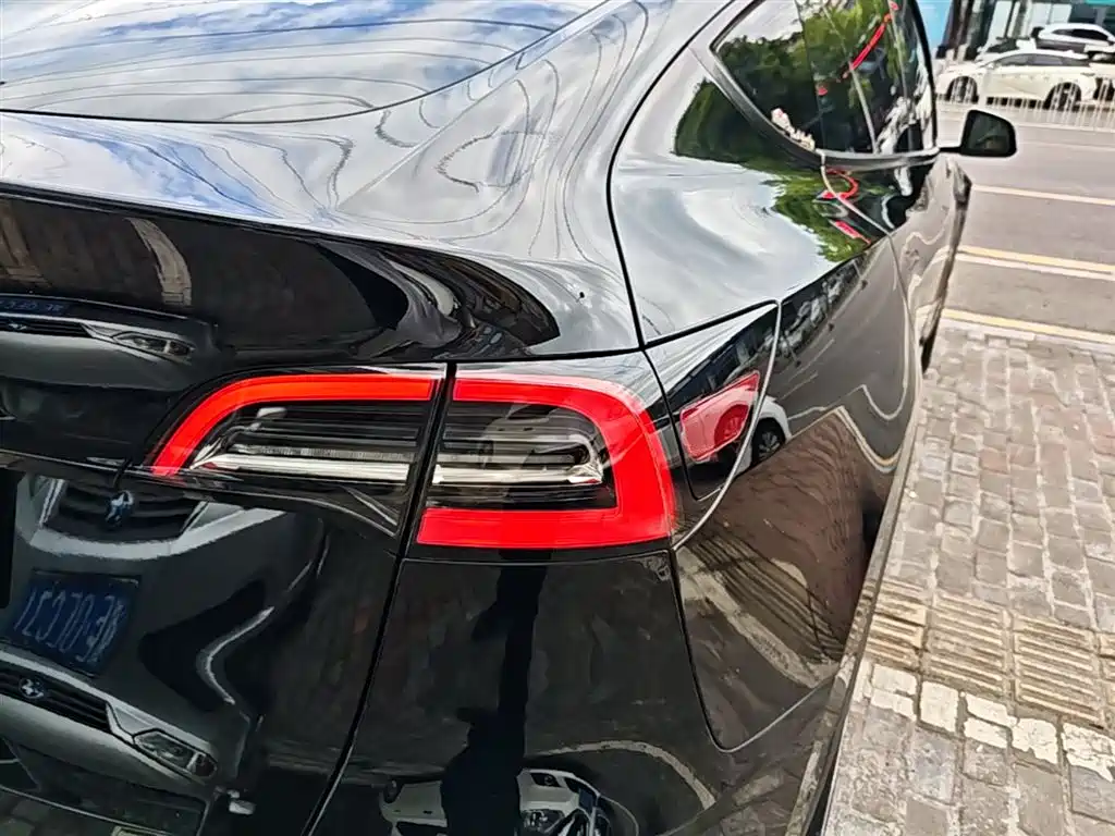 Model Y 2022 facelift rear-wheel drive version купить на сайте DeffCars
