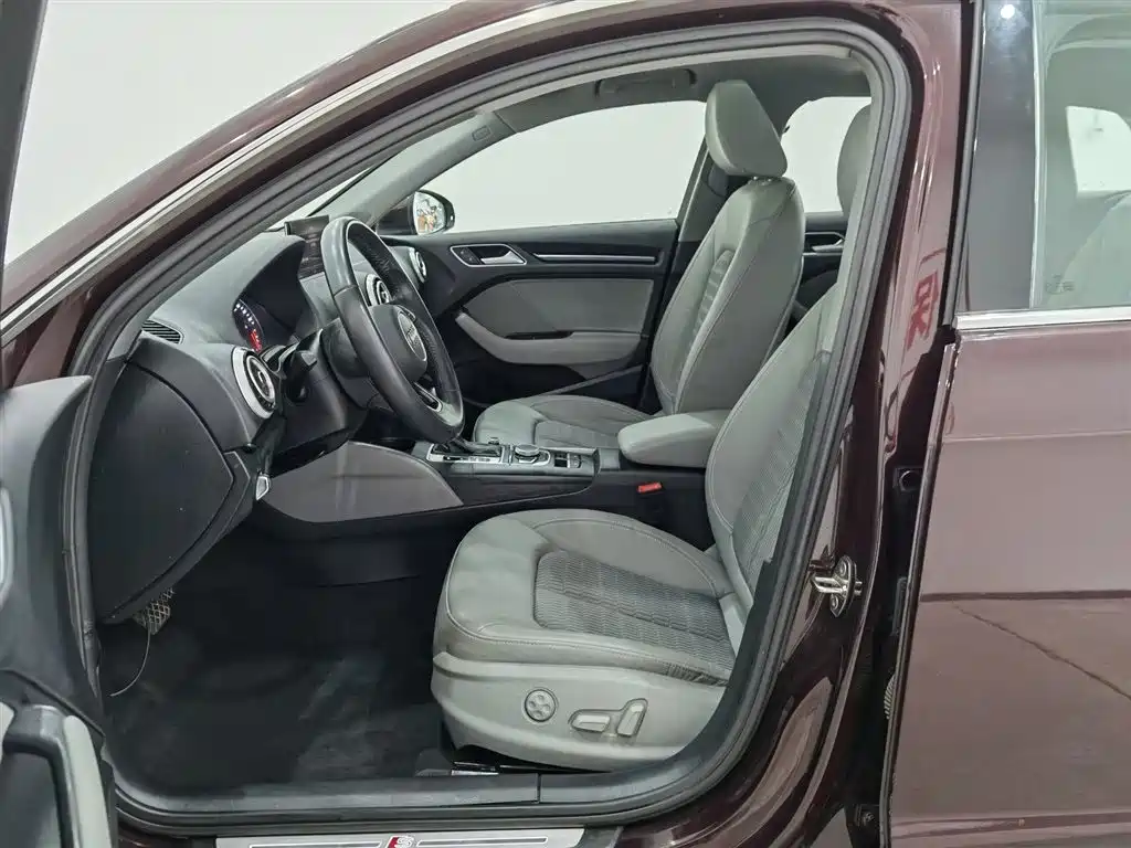 Audi A3 2019 Sportback 35 TFSI Fashion Type National V купить на сайте DeffCars