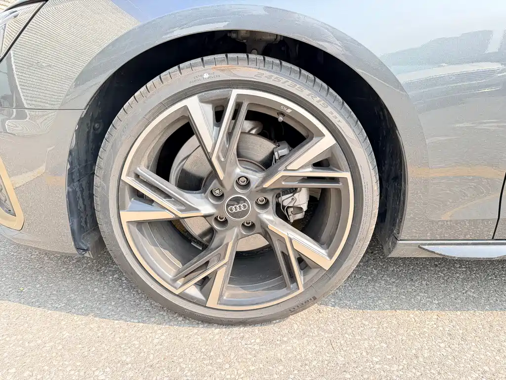 Audi A4L 2024 40 TFSI quattro RS kit combustion speed type купить на сайте DeffCars