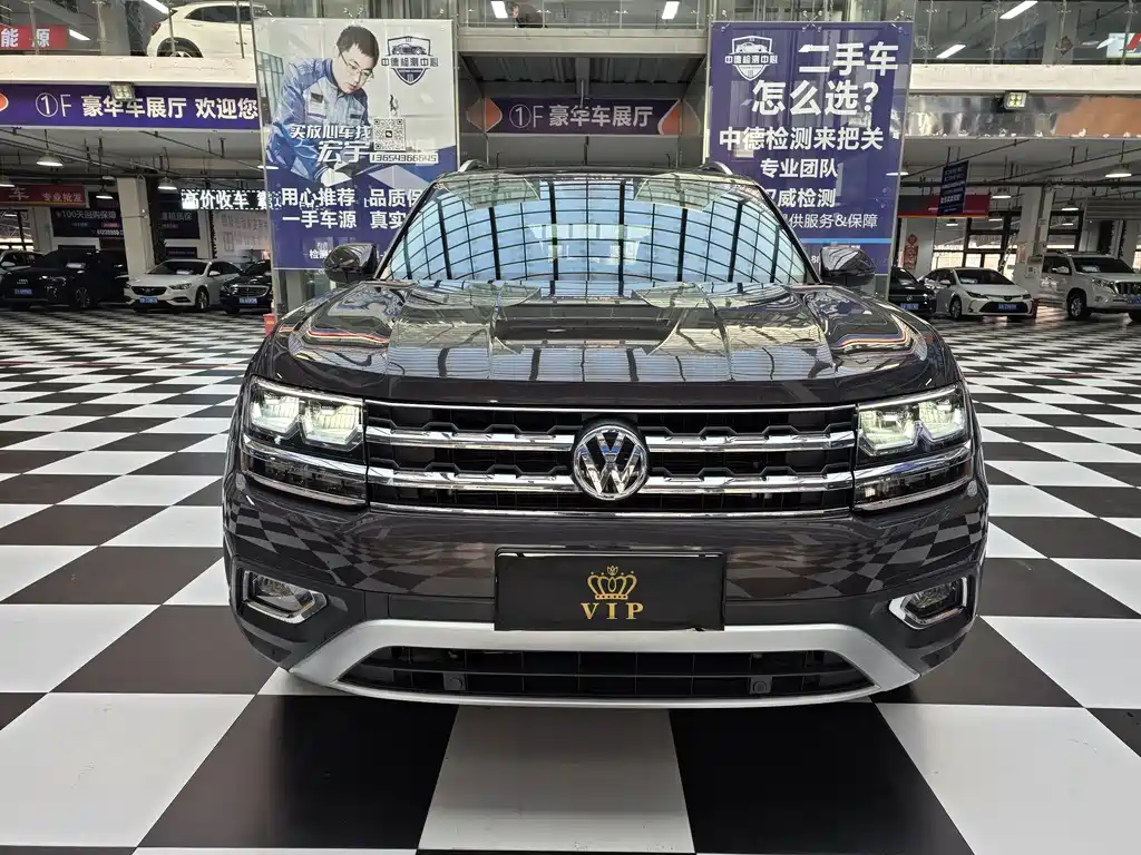 Touron 2020 380TSI four-wheel drive luxury version National VI купить на сайте DeffCars