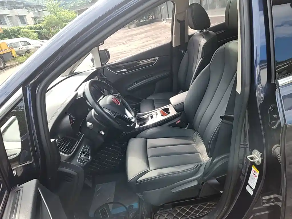 Song MAX 2017 1.5T automatic intelligent connected elite type 7 seats купить на сайте DeffCars