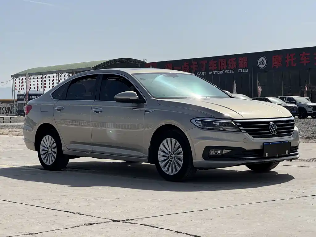 Lavida 2021 1.5L automatic comfort version купить на сайте DeffCars