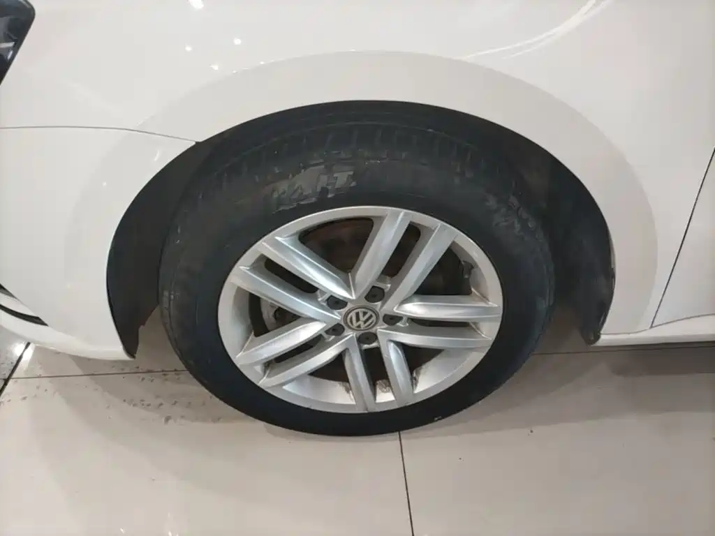 Langxing 2017 180TSI DSG Comfort Edition купить на сайте DeffCars