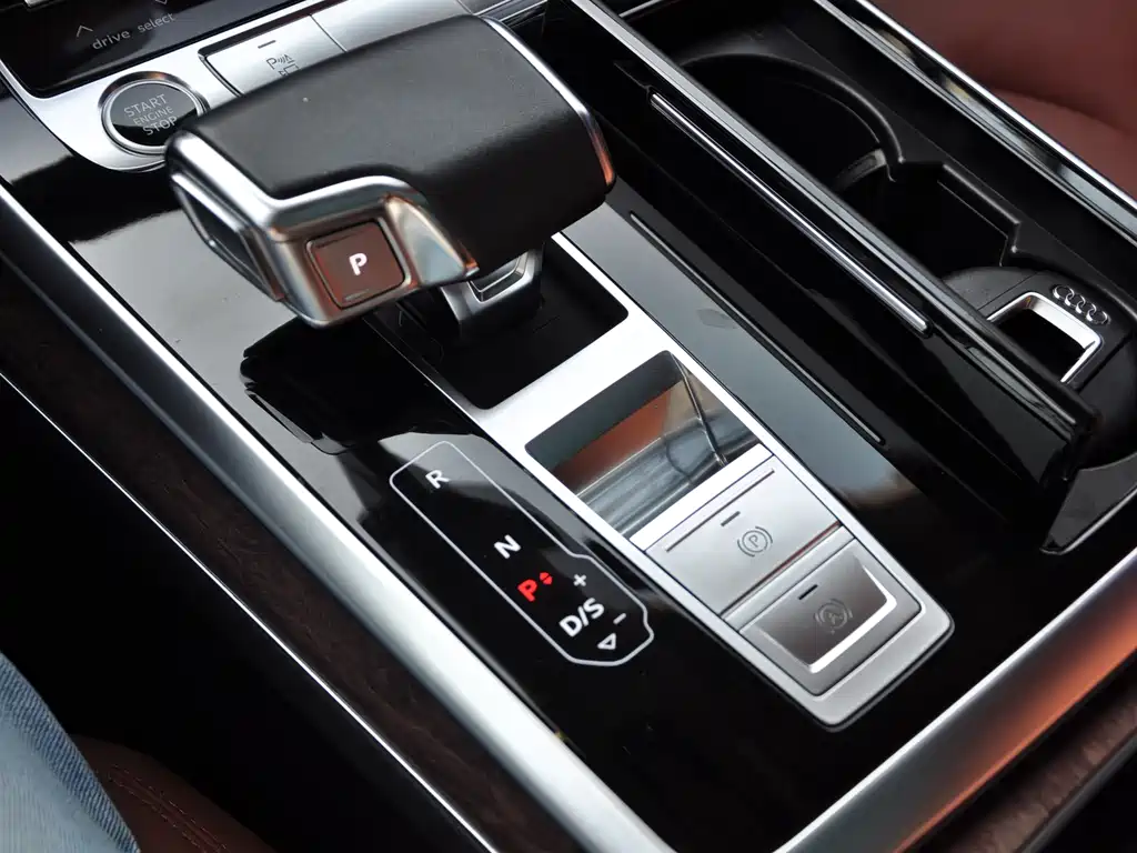 Audi Q7 2021 45 TFSI quattro S line sports купить на сайте DeffCars