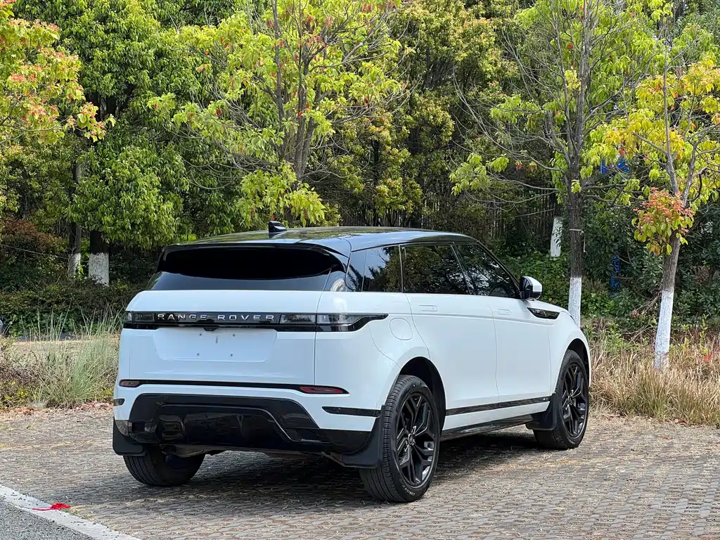 Range Rover Evoque 2022 Evoque L 249PS R-Dynamic Deluxe Edition купить на сайте DeffCars