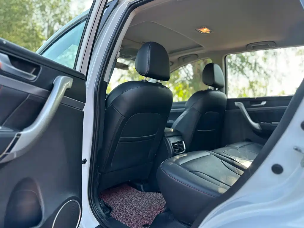 Haval M6 2018 1.5T manual two-wheel drive elite model купить на сайте DeffCars
