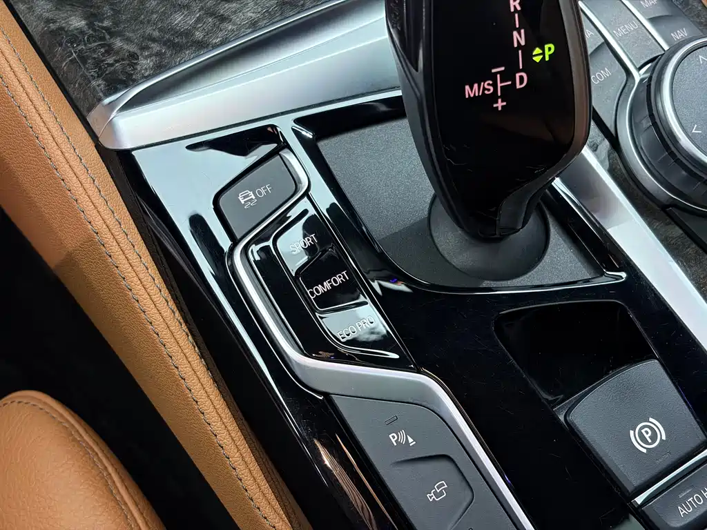 BMW 6 Series GT 2019 630i M Sports Package купить на сайте DeffCars