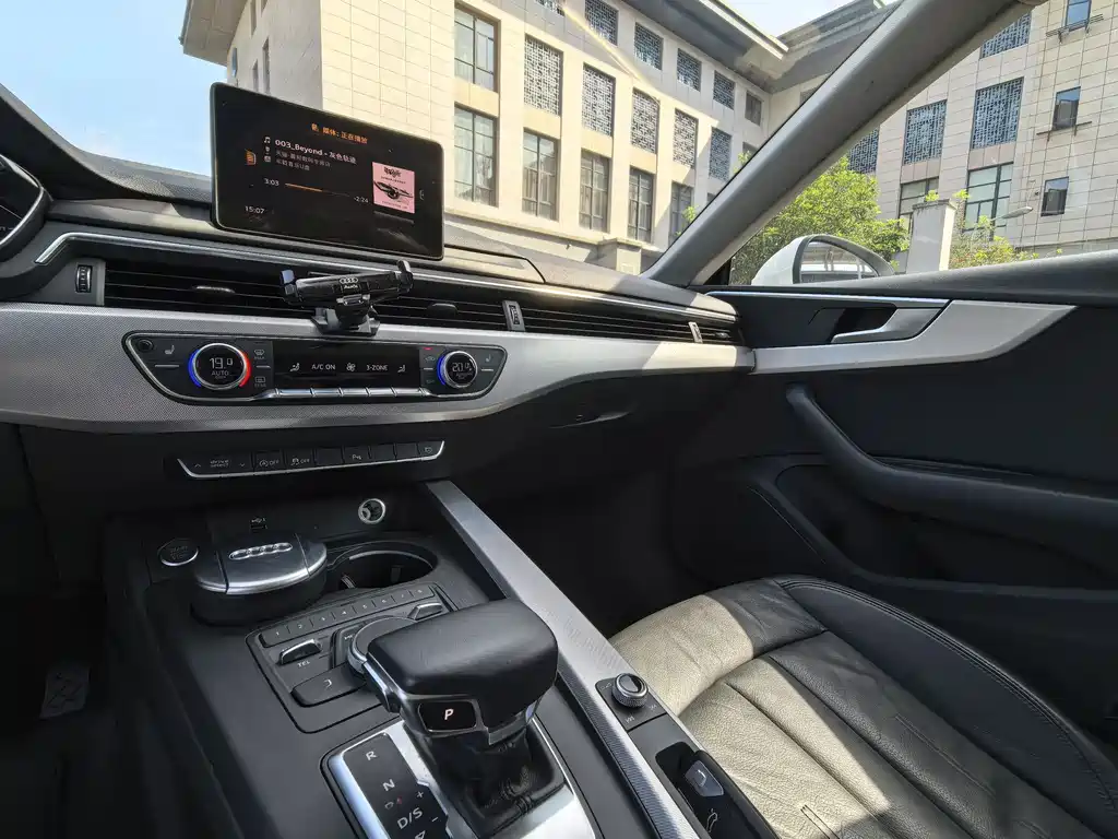 Audi A5 imported 2019 Sportback 40 TFSI fashionable model купить на сайте DeffCars