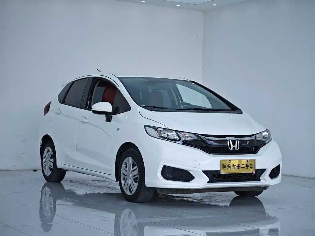 Fit 2018 1.5L CVT Comfort Edition купить на сайте DeffCars