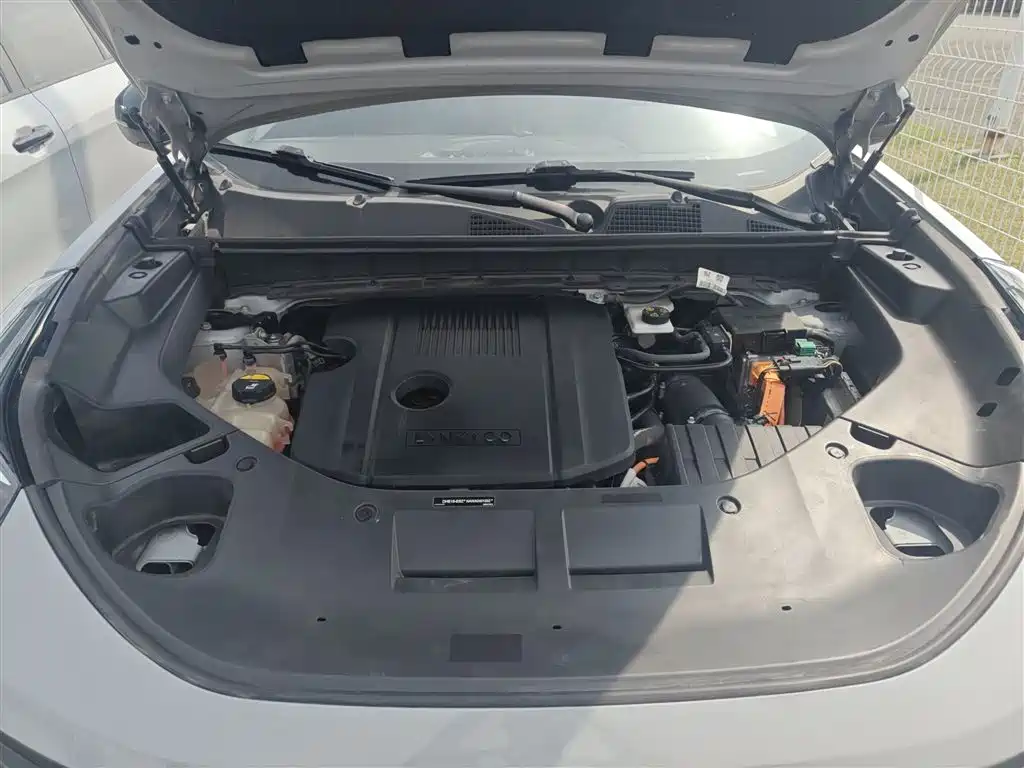 Lynk & Co 01 2023 1.5TD EM-F PM купить на сайте DeffCars