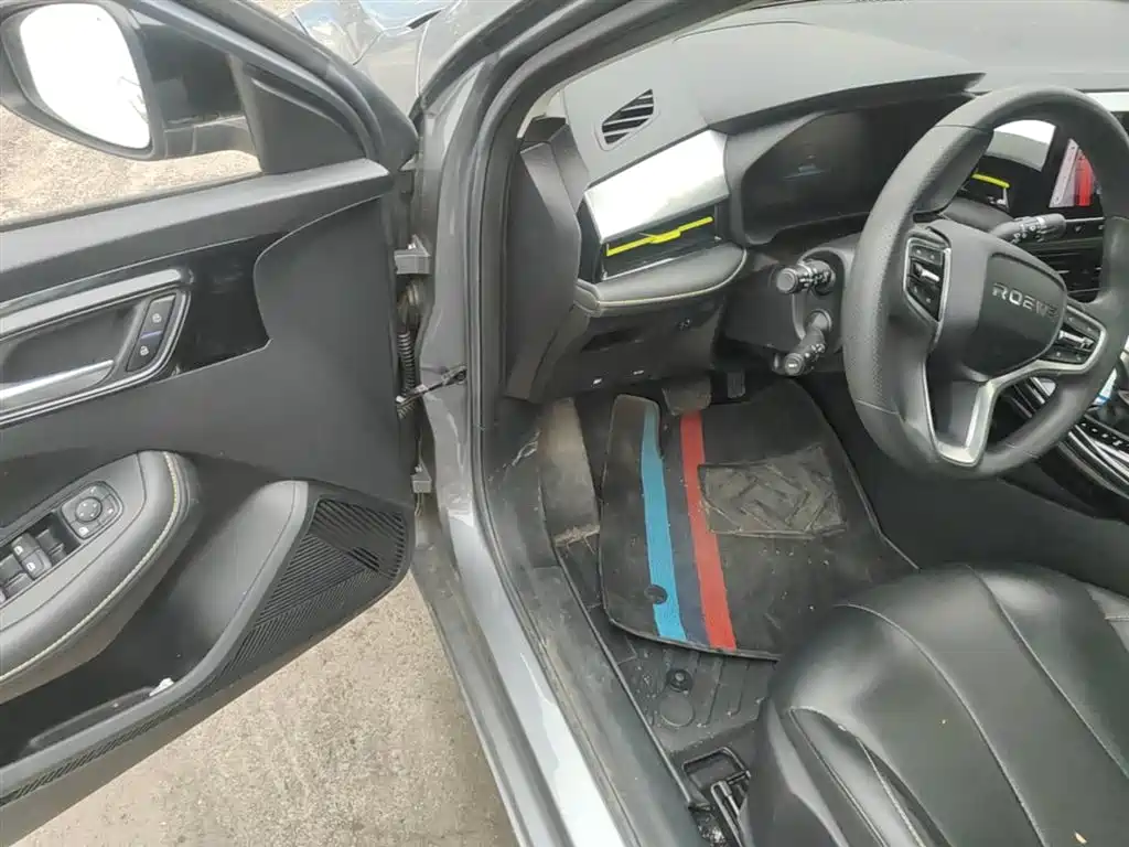 Roewe i5 2021 facelift 1.5L CVT diamond version купить на сайте DeffCars