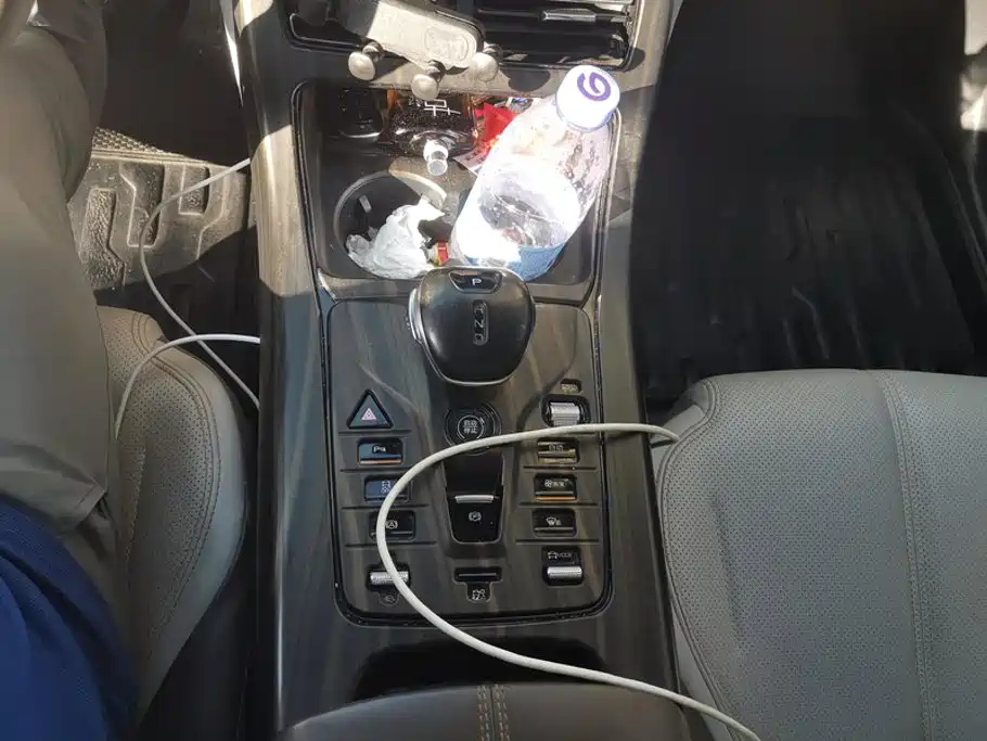 Qin PLUS 2023 Champion Edition DM-i 55KM Leading Type купить на сайте DeffCars