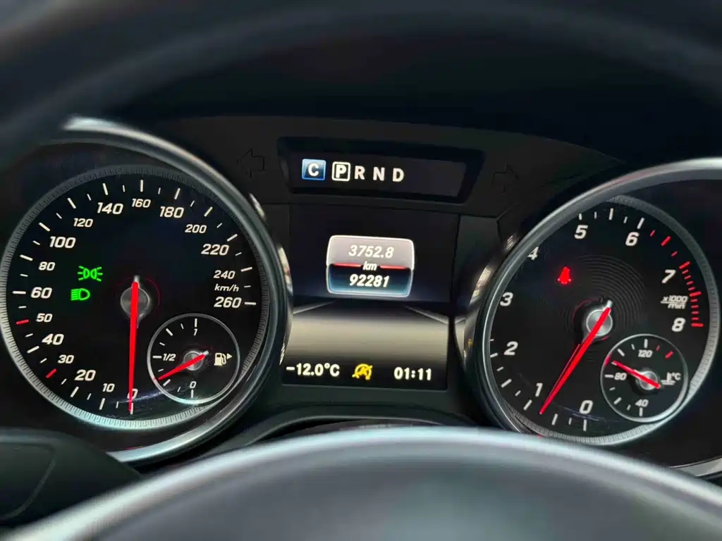 Mercedes-Benz SLC 2016 SLC 200 Fashion Model купить на сайте DeffCars