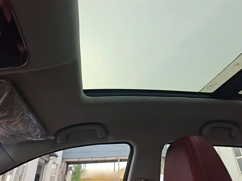 Jietu X70 2025 model 1.5T DCT surpasses PRO 5-seater купить на сайте DeffCars