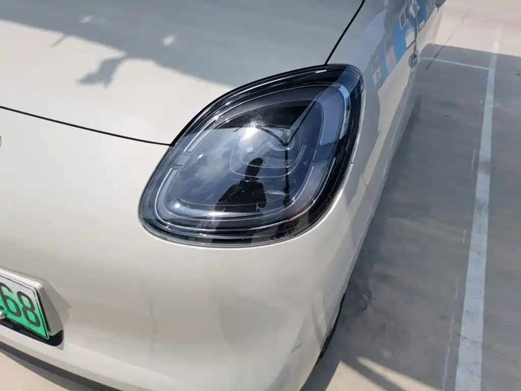 Hongguang MINIEV 2025 fourth generation four-door version advanced model купить на сайте DeffCars
