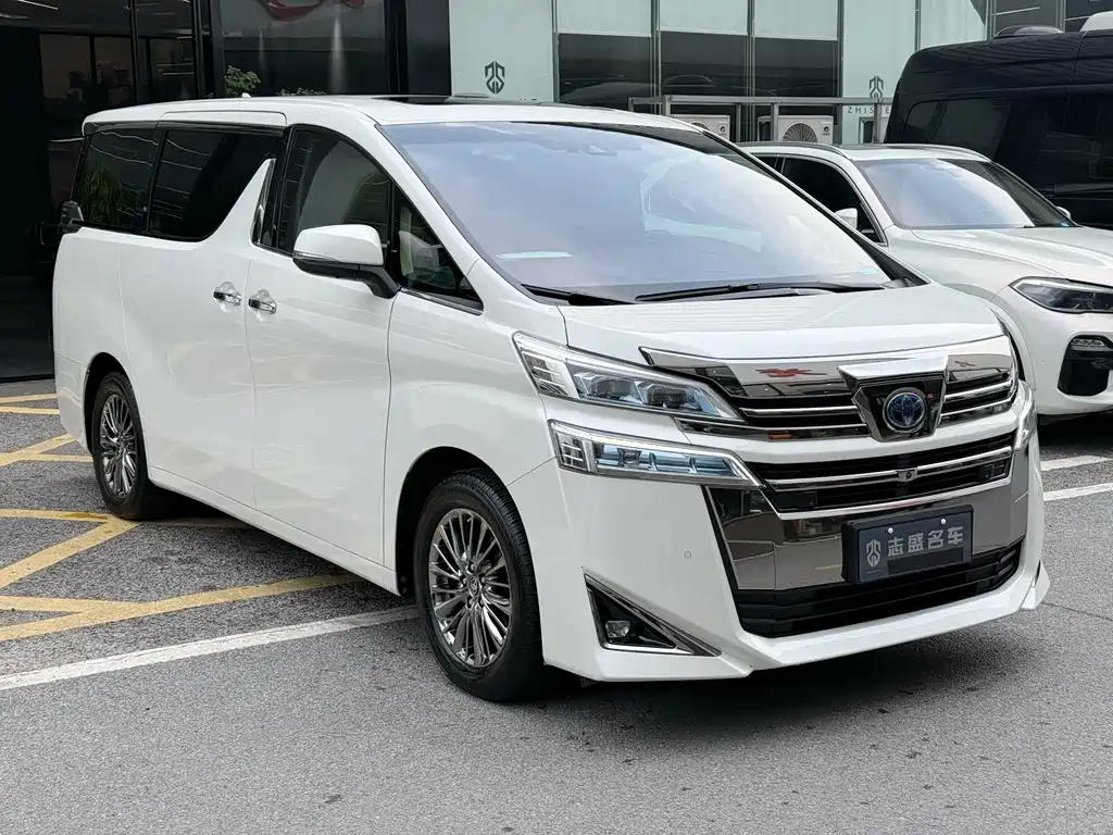 Wilfa 2021 Crown Dual Engine 2.5L HV Premium Edition купить на сайте DeffCars