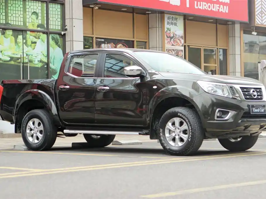 Navara 2017 2.5L automatic four-wheel drive luxury version QR25 купить на сайте DeffCars
