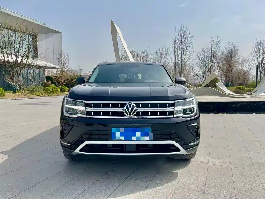 Touron 2024 380TSI four-wheel drive luxury version купить на сайте DeffCars