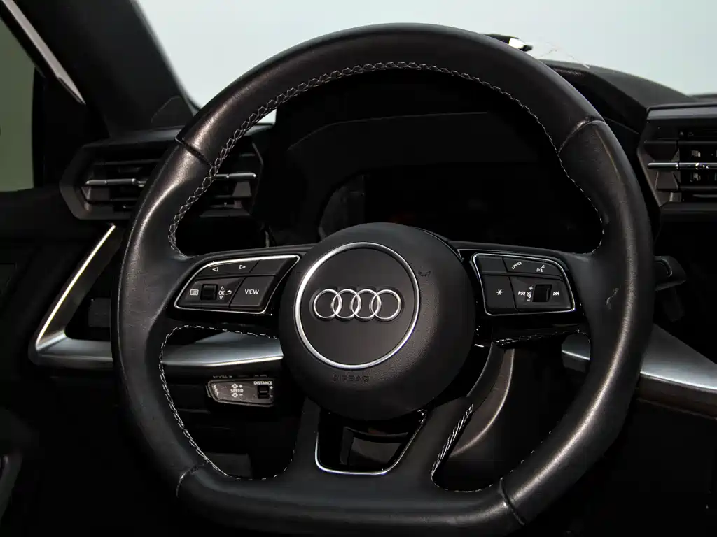 Audi A3 2024 Sportback 35 TFSI luxury sports model купить на сайте DeffCars